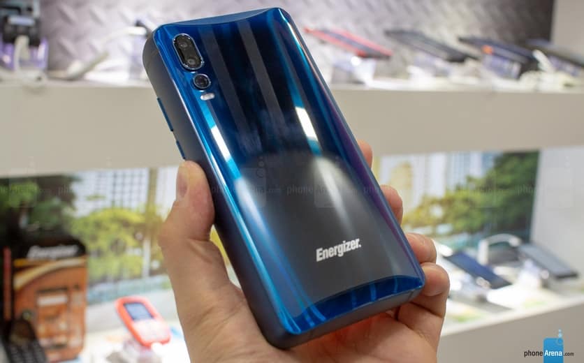 Avenir Telecom presented a smartphone with an incredible battery